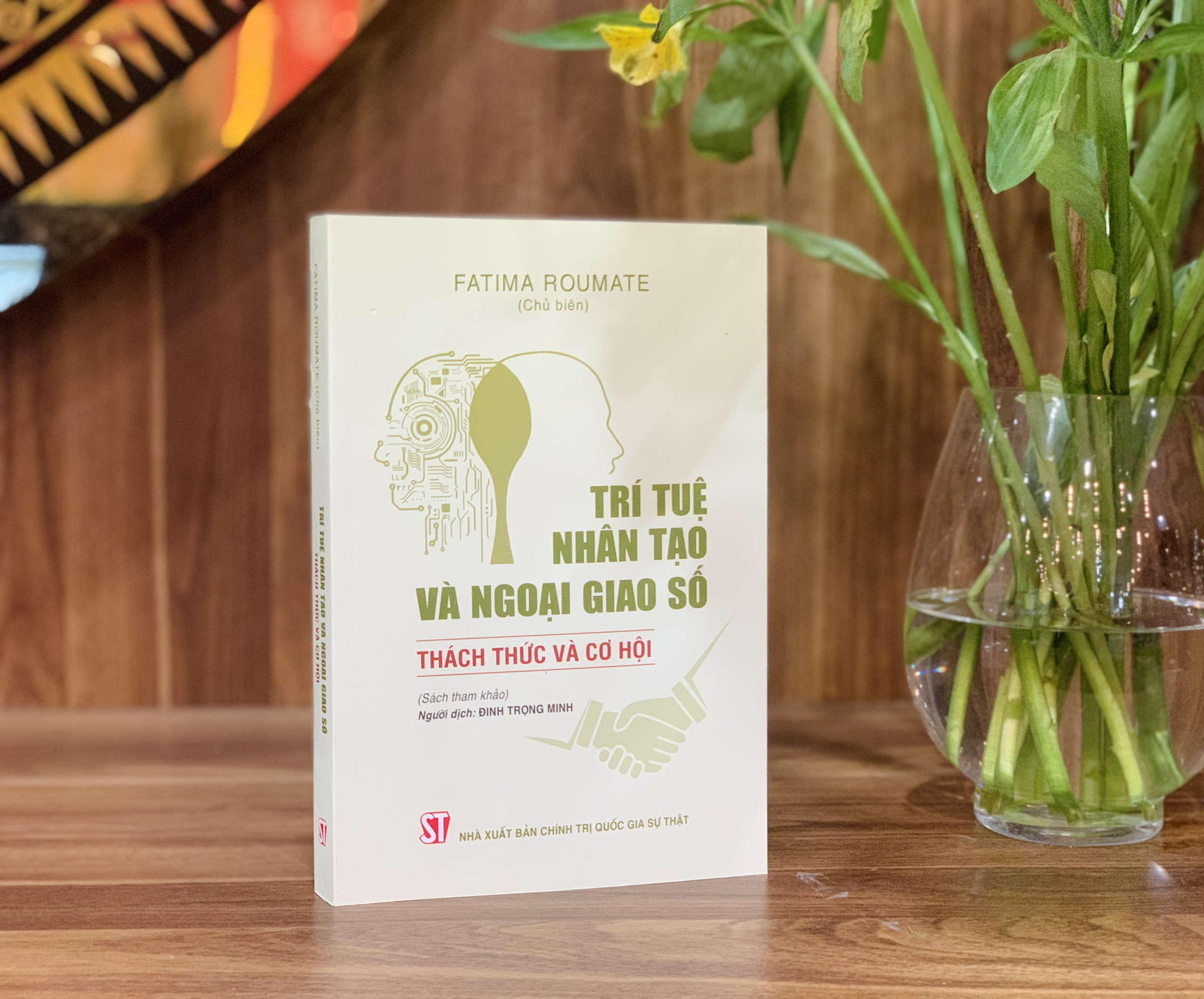 Cuốn sách làm rõ sự tác động của AI đối với ngoại giao số ảnh 1 Cuốn sách làm rõ sự tác động của AI đối với ngoại giao số ảnh 1