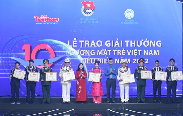 Trao Giải thưởng Gương mặt trẻ Việt Nam tiêu biểu năm 2022 ảnh 1