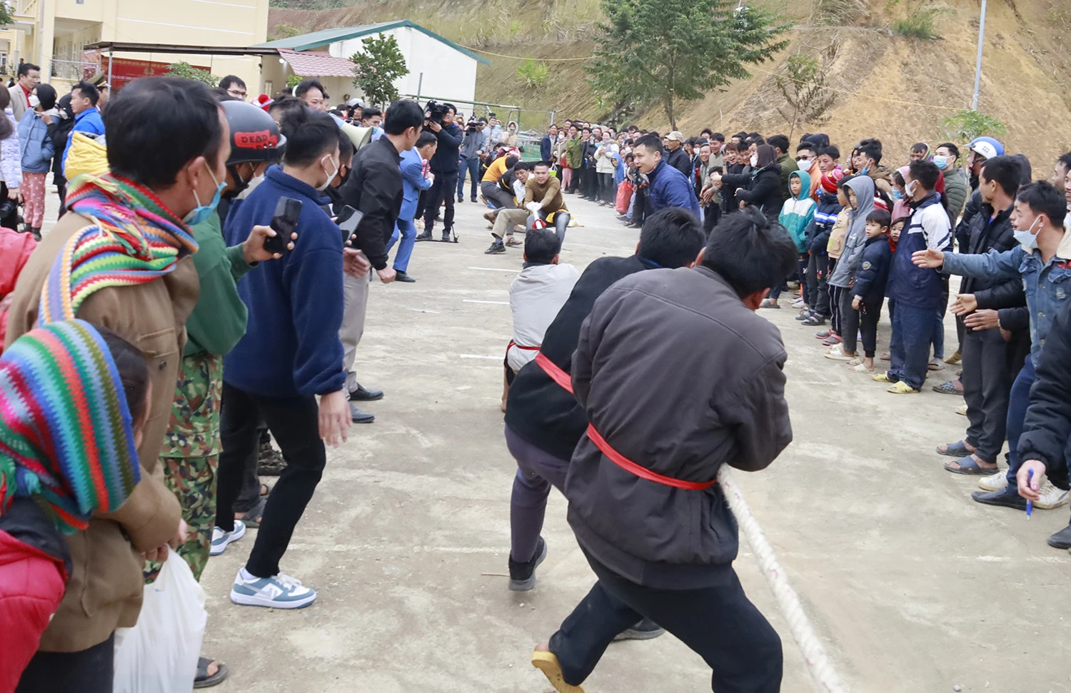 Ấm áp trước thềm xuân Quý Mão ảnh 9