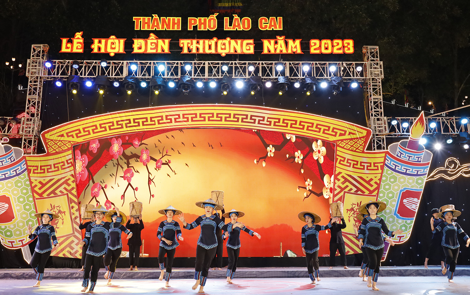 Lễ hội đền Thượng năm 2023 thu hút hơn 200 nghìn lượt người dân và du khách ảnh 4