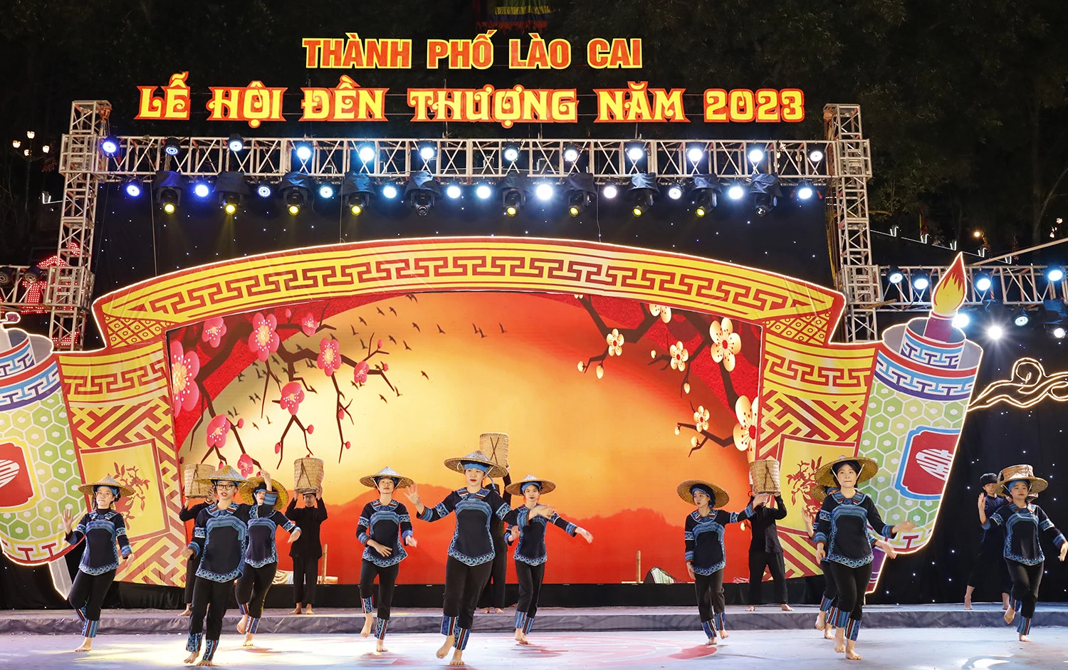 Lễ hội đền Thượng năm 2023 thu hút hơn 200 nghìn lượt người dân và du khách ảnh 4