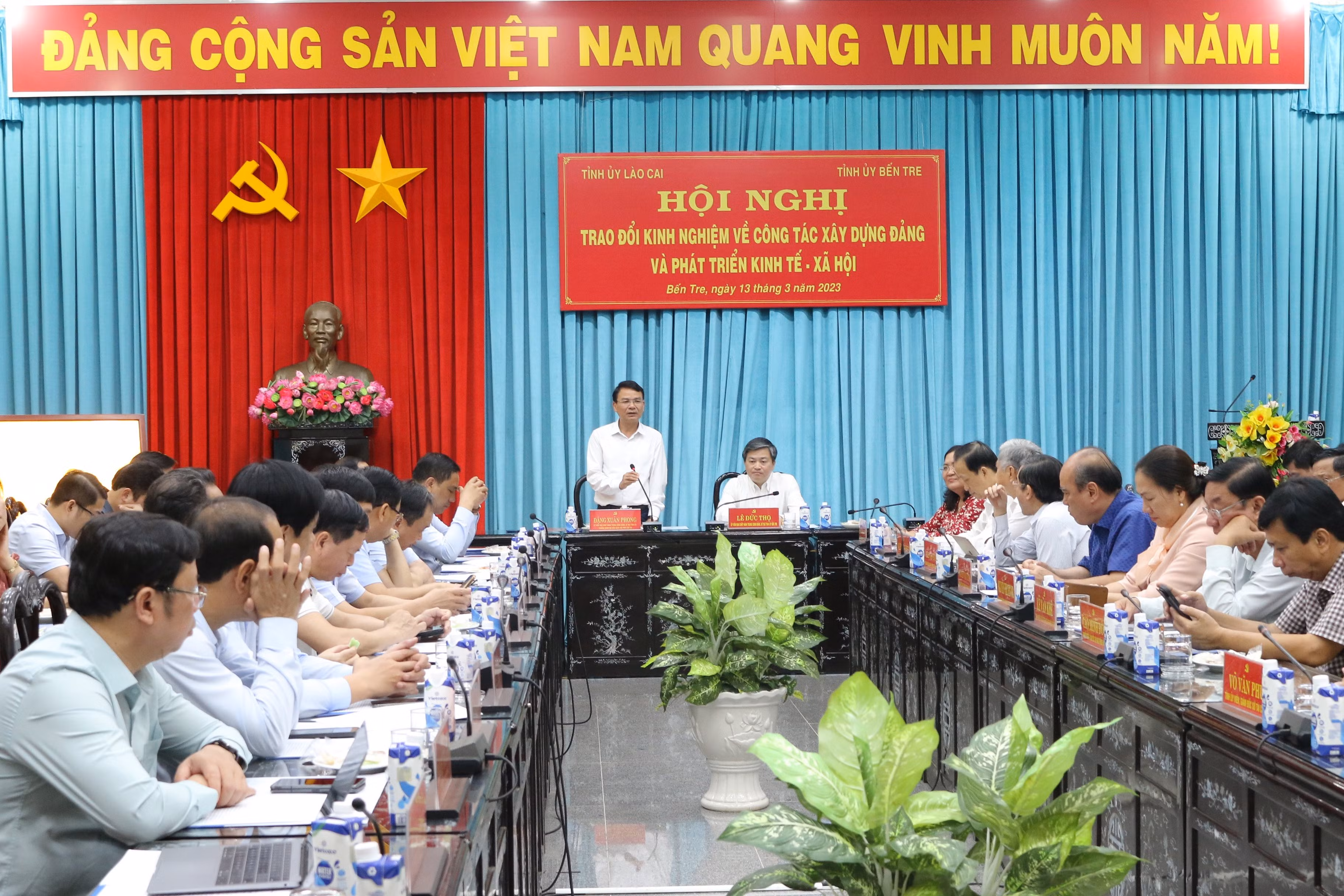 Đoàn công tác của Tỉnh ủy Lào Cai thăm và làm việc tại tỉnh Bến Tre ảnh 3