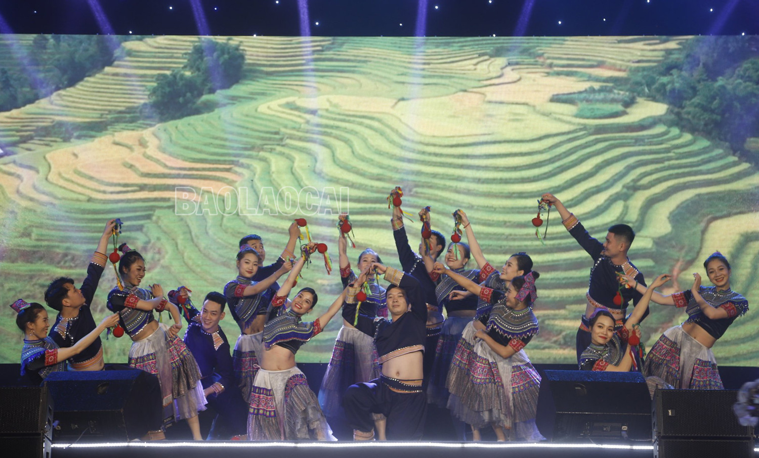 Ngày văn hóa Hàn Quốc tại Lào Cai khép lại với đêm diễn nghệ thuật sôi động ảnh 2 Ngày văn hóa Hàn Quốc tại Lào Cai khép lại với đêm diễn nghệ thuật sôi động ảnh 2