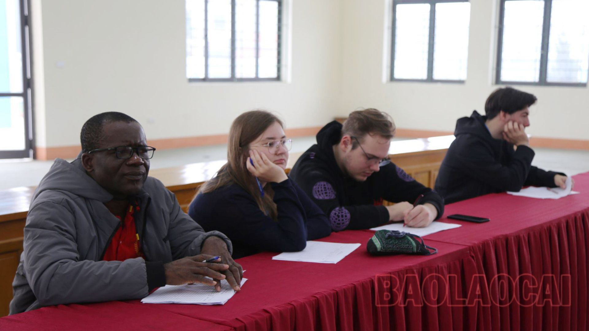 Hơn 250 học sinh tham gia Ngày hội Ngoại ngữ cấp THCS năm 2023 ảnh 4