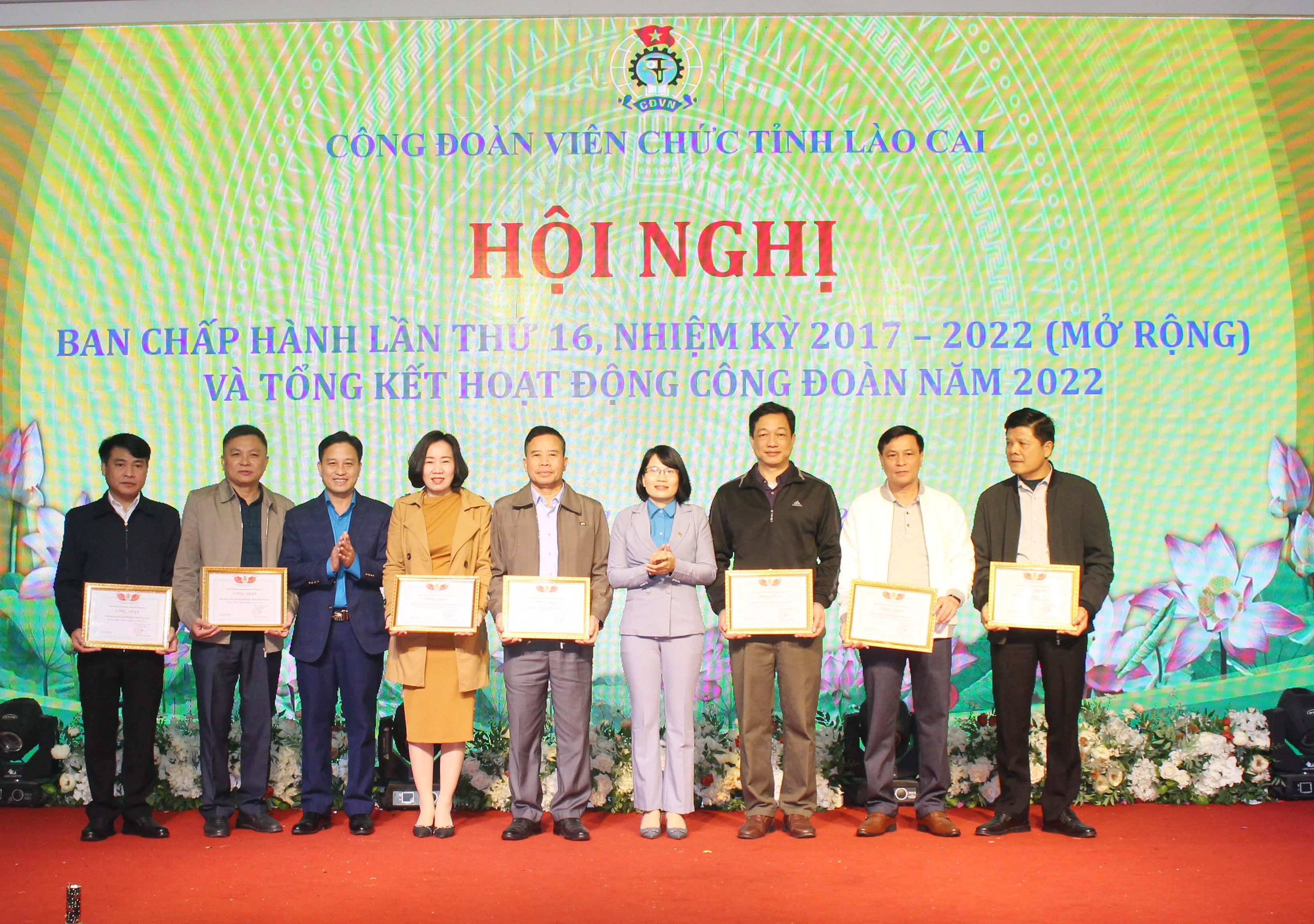 Công đoàn Viên chức tỉnh khen thưởng 16 tập thể, 118 cá nhân ảnh 3