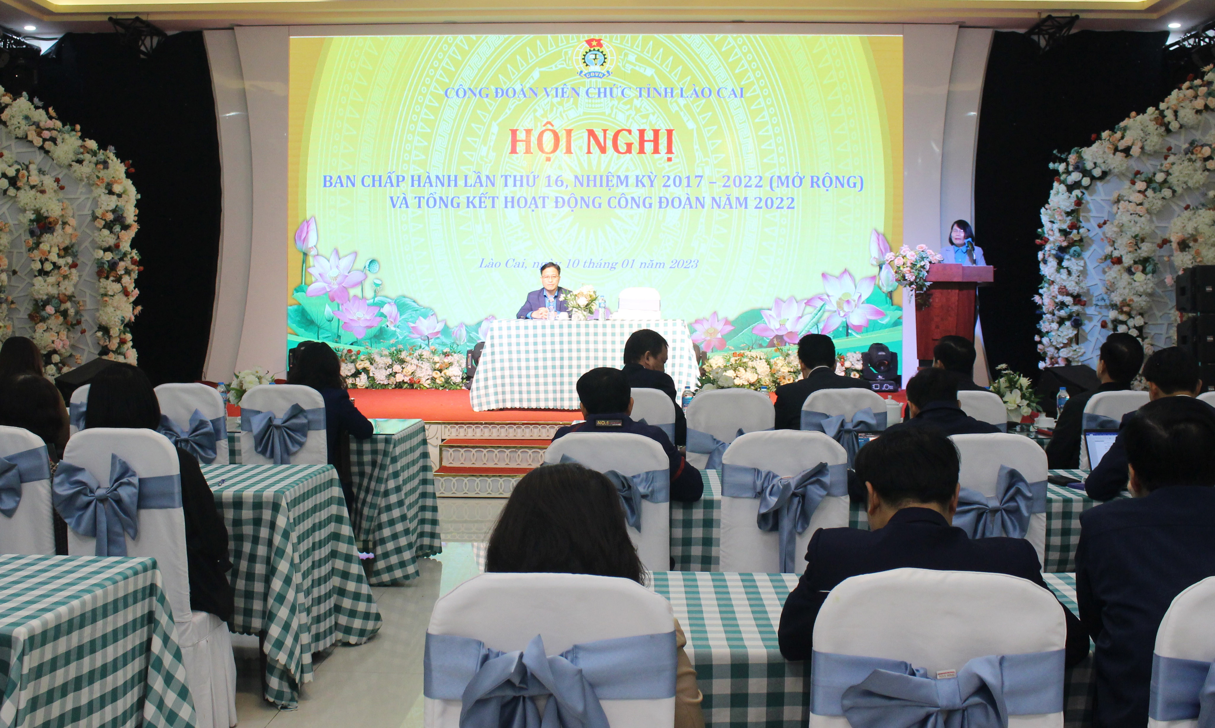 Công đoàn Viên chức tỉnh khen thưởng 16 tập thể, 118 cá nhân ảnh 1