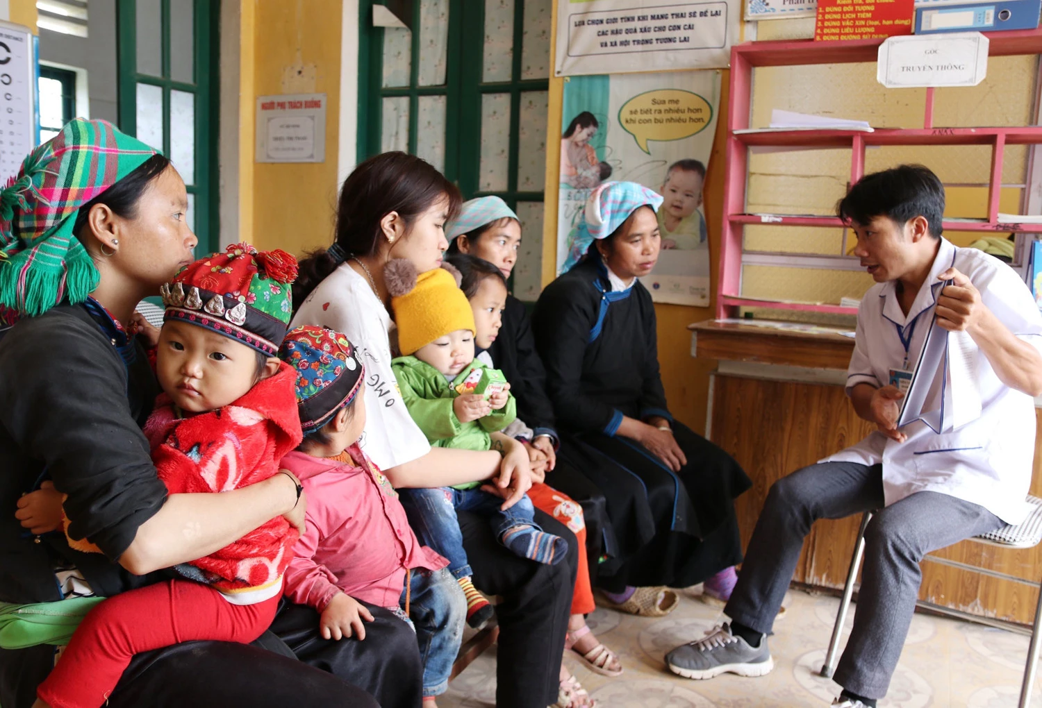 Tiến tới đưa Lào Cai ra khỏi nhóm các tỉnh có mức sinh cao ảnh 1