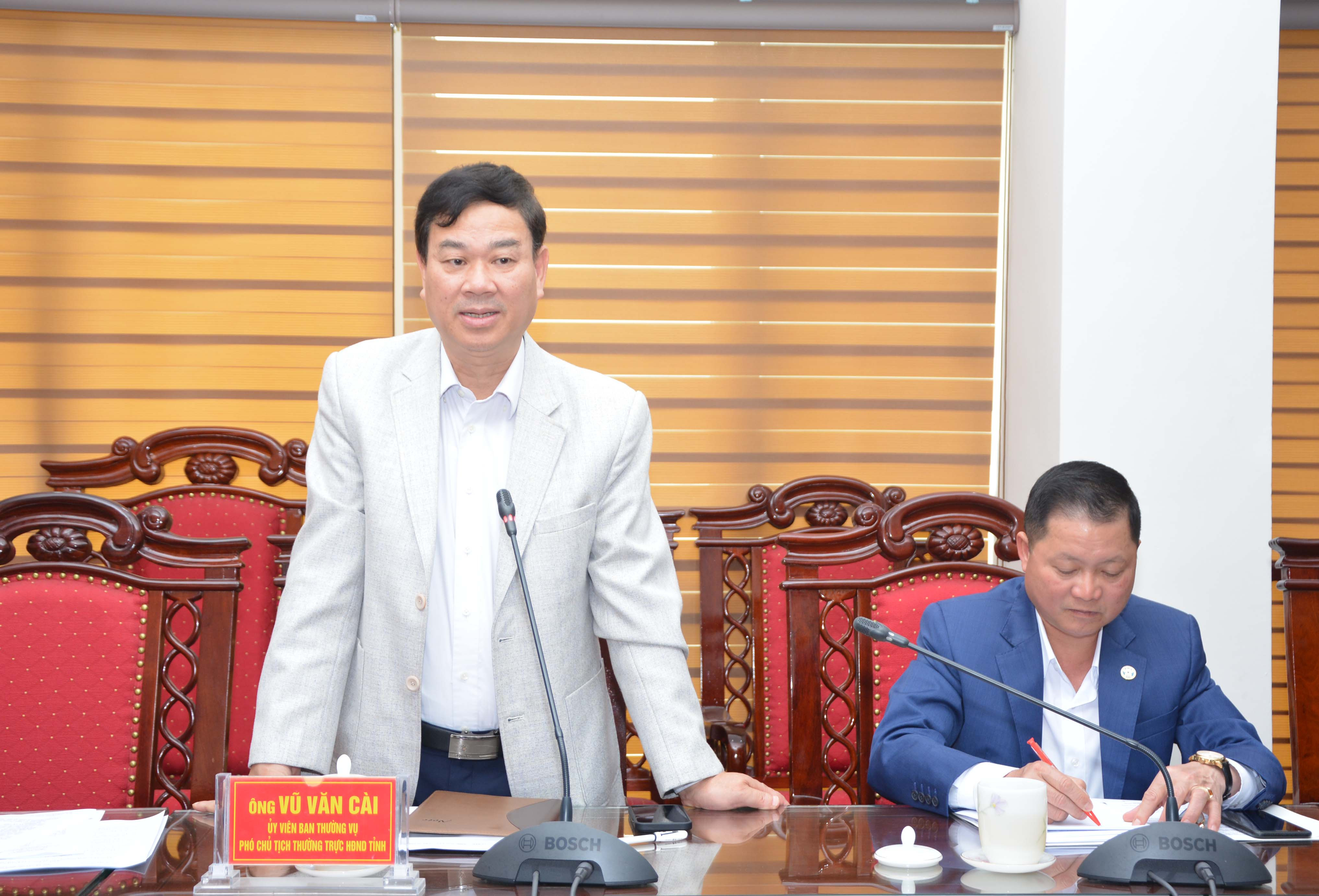 Công tác tiếp thu, trả lời, giải quyết ý kiến, kiến nghị của cử tri phải sâu sát, kịp thời và hiệu quả hơn nữa ảnh 2