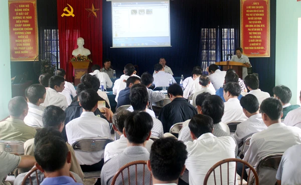 Quang cảnh hội nghị.