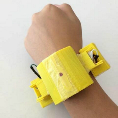 Cậu bé gốc Việt phát minh thiết bị cảnh báo suy tim vì mẹ ảnh 2 Cậu bé gốc Việt phát minh thiết bị cảnh báo suy tim vì mẹ ảnh 2