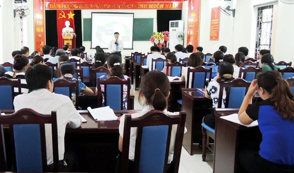 Các đại biểu tham dự lớp tập huấn.