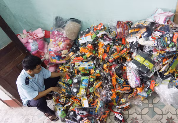 Số hàng hóa do Đội Kiểm soát Hải quan thu giữ. Số hàng hóa do Đội Kiểm soát Hải quan thu giữ.