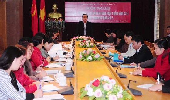 Đồng chí Vũ Xuân Cường, Phó Chủ tịch UBND tỉnh chủ trì hội nghị.