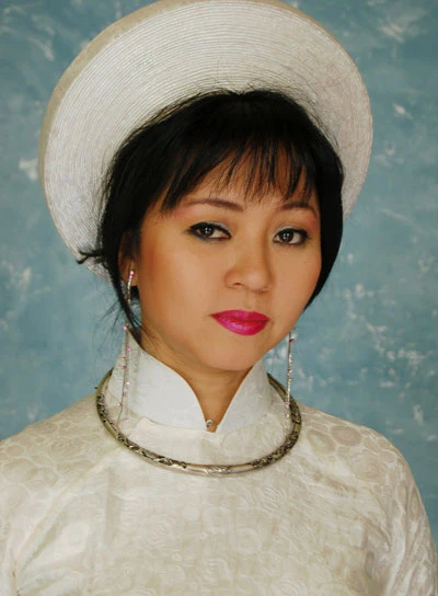 Nghệ sĩ Hương Thanh.