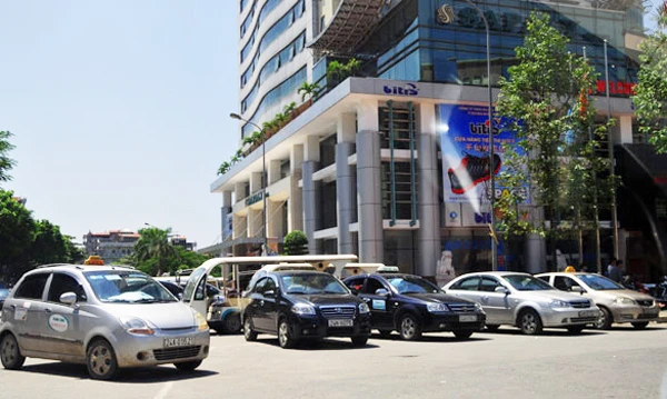 Trên địa bàn tỉnh hiện có hơn 450 đầu xe taxi hoạt động.