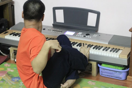 Hùng cho biết, để có được như ngày hôm nay điều quan trọng nhất là nghị lực và niềm tin vào chính bản thân.