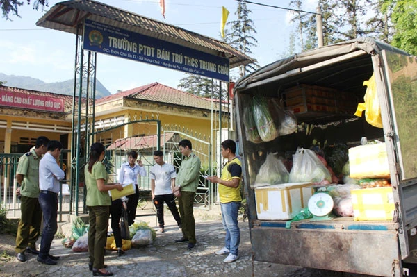 Phạt hành chính 2 cơ sở vi phạm an toàn thực phẩm ảnh 2