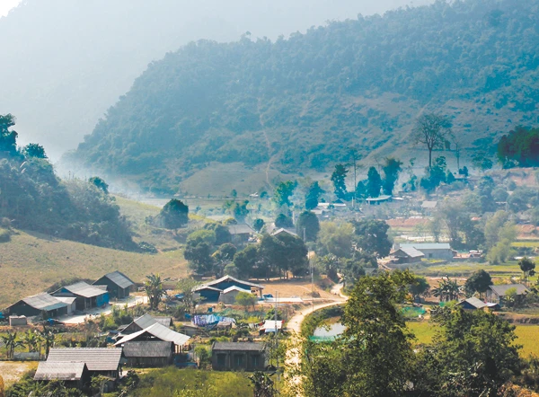 Một góc thôn Ải Nam 1,2. Một góc thôn Ải Nam 1,2.