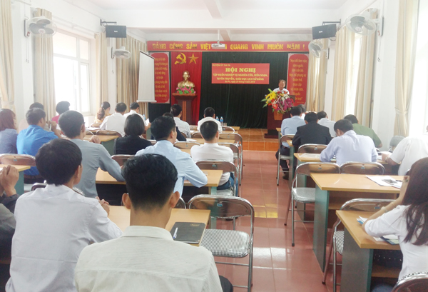 Các học viên tham gia tập huấn. Các học viên tham gia tập huấn.