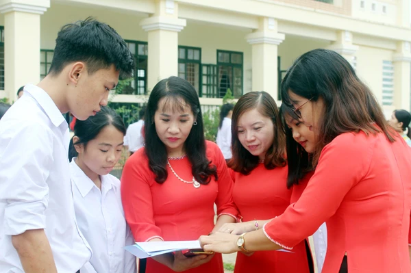 Ngôi trường chắp cánh ước mơ ảnh 2