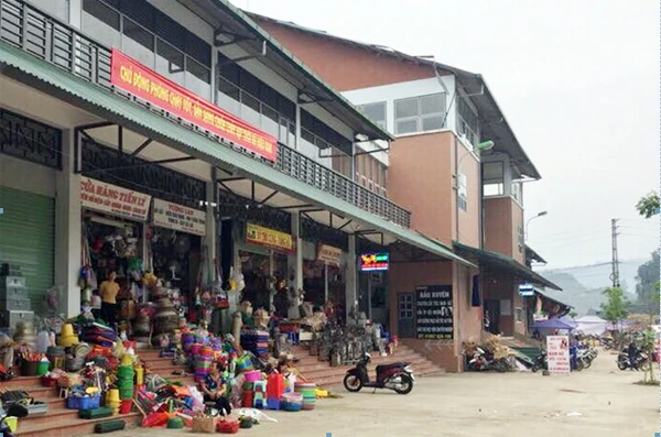 Mặt bằng chợ đầu mối nông sản Kim Tân đã được sắp xếp đủ điều kiện để di chuyển chợ đêm Cốc Lếu về.