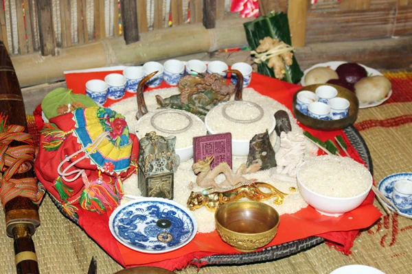 Độc đáo lễ then khoăn mừng thọ của người Tày (Văn Bàn) ảnh 3 Độc đáo lễ then khoăn mừng thọ của người Tày (Văn Bàn) ảnh 3