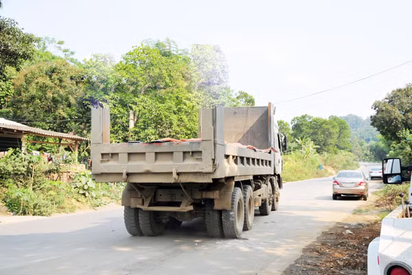 Sẽ cấm xe tải từ 4 trục trở lên lưu thông trên Quốc lộ 4D (đoạn từ đèo Trạm Tôn, huyện Sa Pa đi thành phố Lào Cai) trong dịp nghỉ Lễ 2/9).