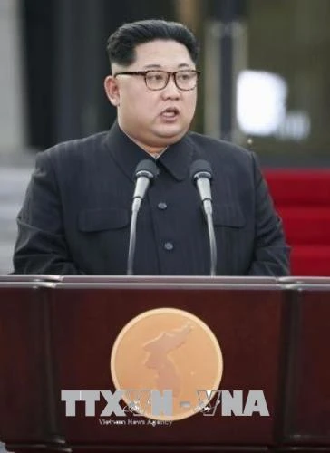 Nhà lãnh đạo Triều Tiên Kim Jong-un phát biểu sau lễ ký Tuyên bố chung với Tổng thống Hàn Quốc Moon Jae-in tại cuộc gặp ở làng đình chiến Panmunjeom ngày 27/4.