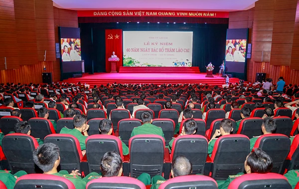 Quang cảnh buổi lễ.