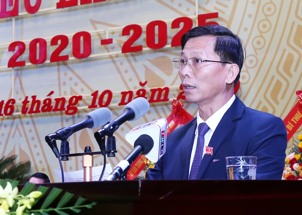 Tập trung công tác xây dựng Đảng, củng cố hệ thống chính trị, phát triển kinh tế - xã hội ảnh 3