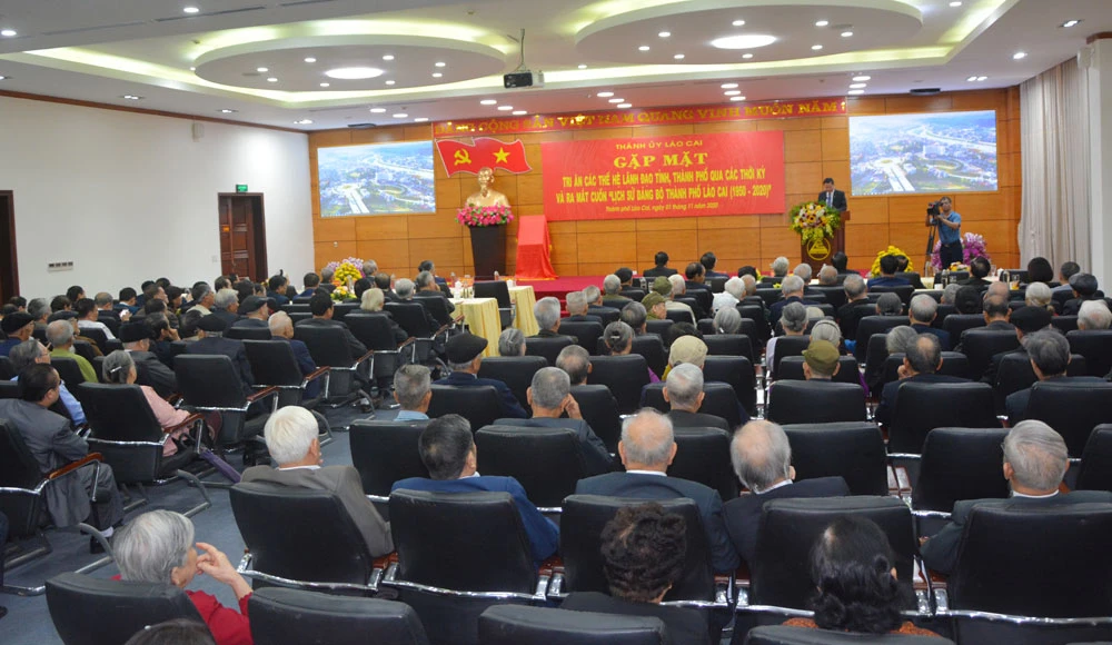 Thành ủy Lào Cai: Gặp mặt tri ân các thế hệ lãnh đạo tỉnh, thành phố qua các thời kỳ ảnh 1 Thành ủy Lào Cai: Gặp mặt tri ân các thế hệ lãnh đạo tỉnh, thành phố qua các thời kỳ ảnh 1