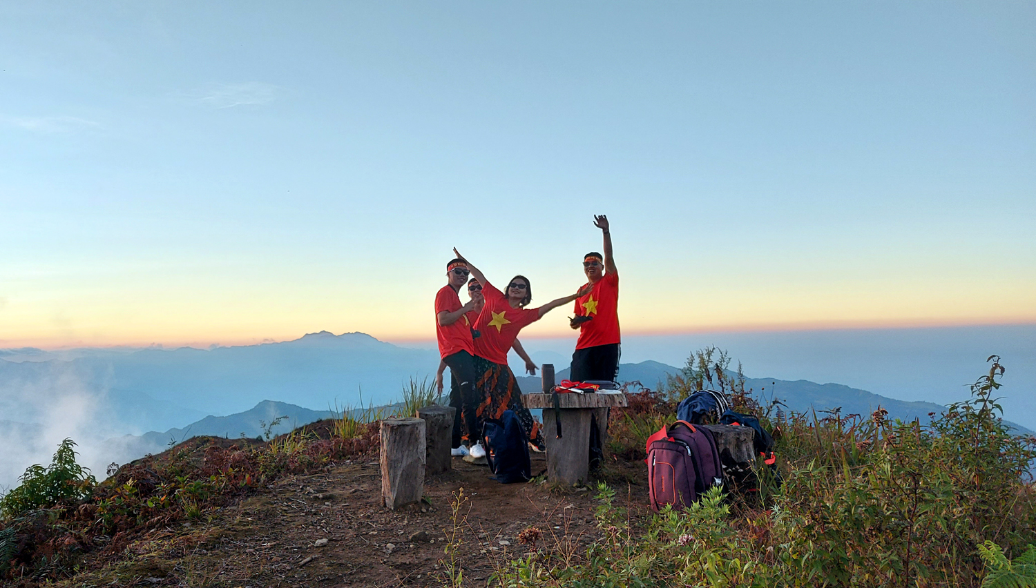 Đỉnh núi Lảo Thẩn thu hút khách du lịch ảnh 9 Đỉnh núi Lảo Thẩn thu hút khách du lịch ảnh 9