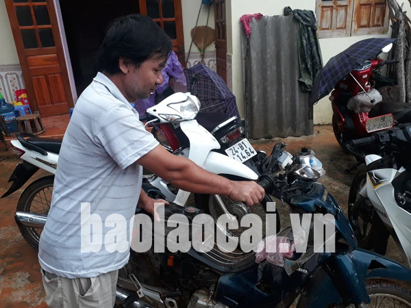 Người dân Bát Xát gồng mình khắc phục hậu quả mưa lũ ảnh 10