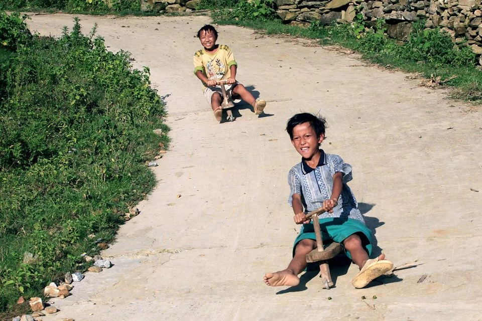 Hồn nhiên trẻ em vùng cao Lào Cai ảnh 8