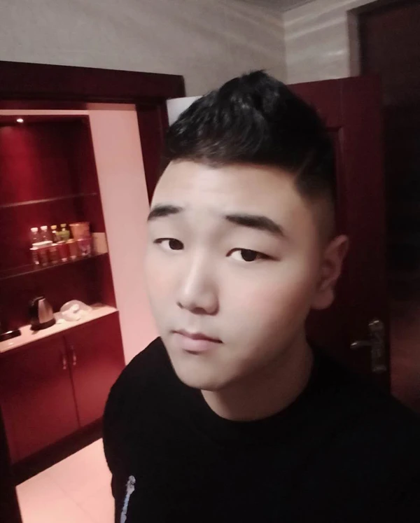 Đối tượng Tiền Hựu Thừa.