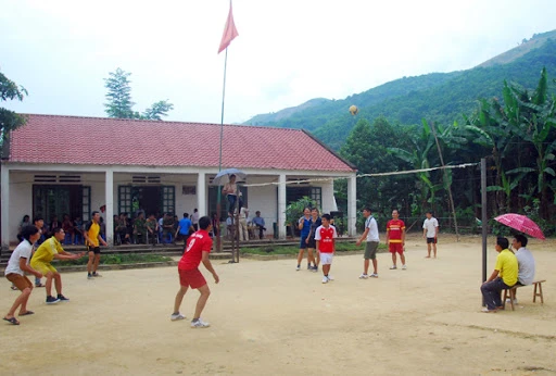 Người dân ở các thôn, bản Lào Cai tích cực luyện tập thể dục, thể thao nâng cao sức khỏe.