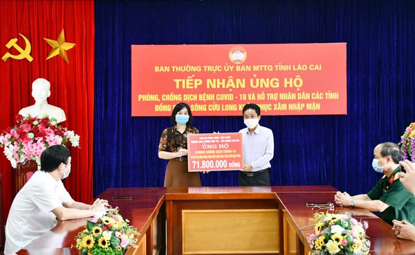 Nhiều đơn vị, cá nhân hỗ trợ phòng, chống dịch Covid-19 ảnh 2