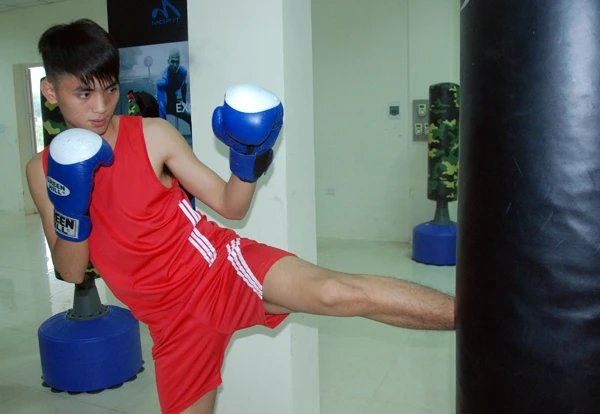 Trang, thiết bị phục vụ cho việc luyện tập thi đấu thể dục, thể thao được đầu tư hiện đại, đồng bộ.