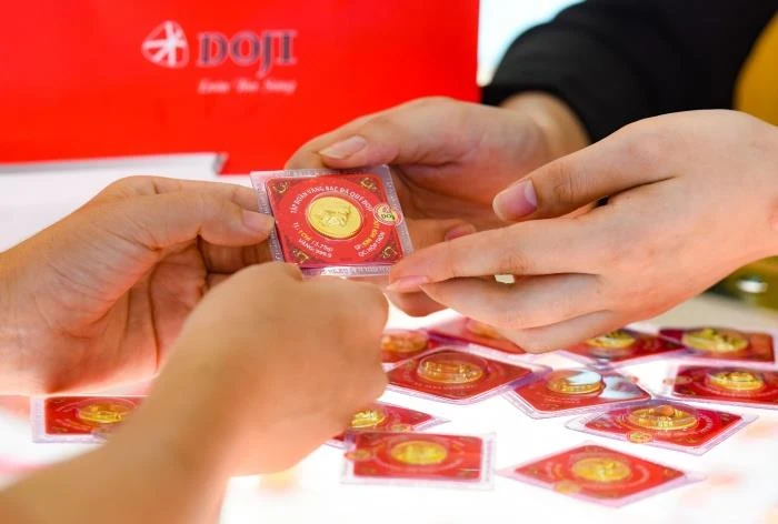 Giá vàng phục hồi, trụ vững trên ngưỡng cao.