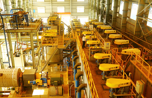 Sản xuất tinh quặng đồng vẫn được duy trì ổn định. Sản xuất tinh quặng đồng vẫn được duy trì ổn định.