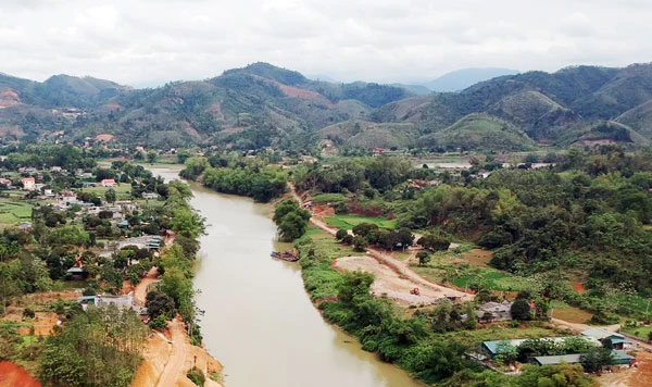 Vùng đất Soi Cờ bình yên bên dòng Ngòi Bo. Ảnh: Mạnh Dũng