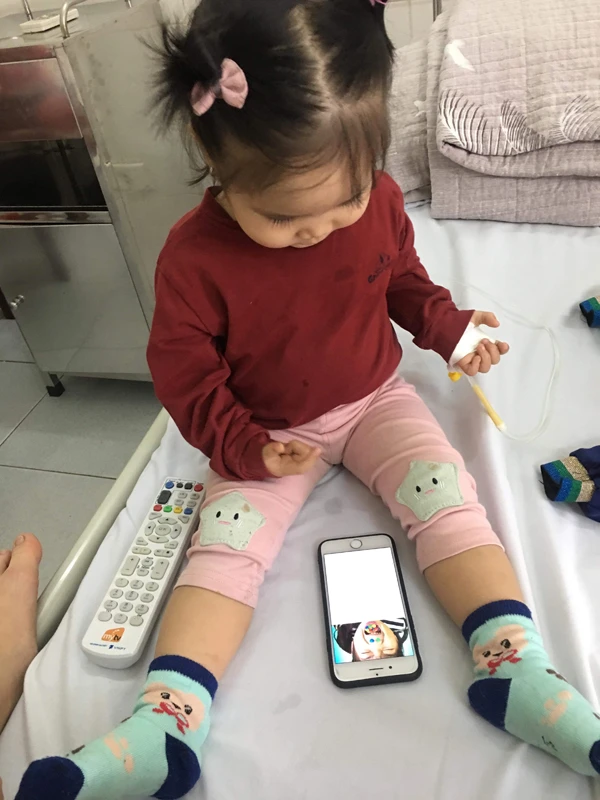 Cháu M điều trị tại Bệnh viện Đa khoa tỉnh.