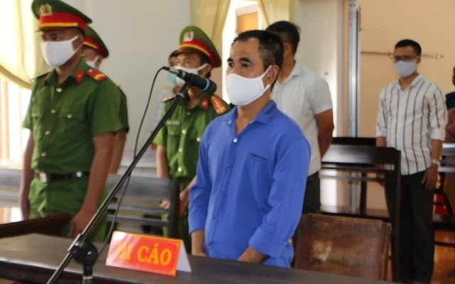 Bị cáo Nguyễn Văn Thiện tại phiên toà.