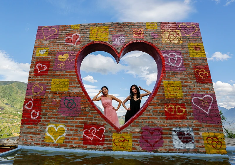 Sắc màu trái tim - Heart Colors là khu giải trí mang đậm phong cách giới trẻ.