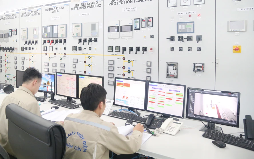 Không khí lao động, sản xuất diễn ra sôi động ảnh 3