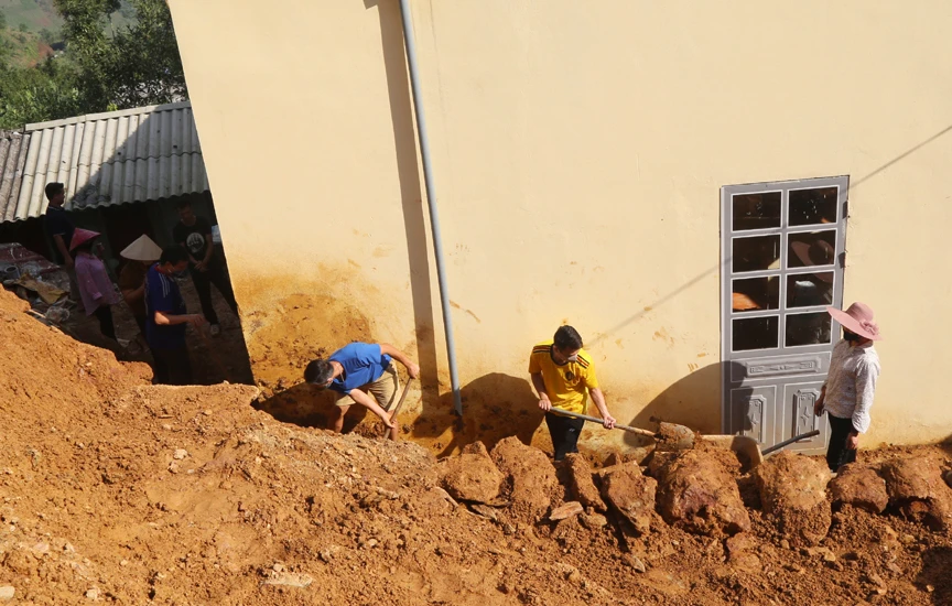 Các trường THCS, THPT chuẩn bị đón học sinh đi học trở lại ảnh 2