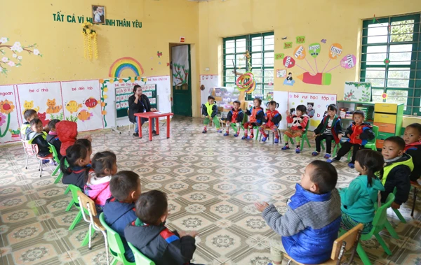 Lớp học mầm non ở Hồng Ngài.