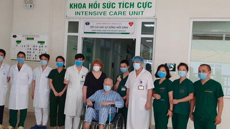 Cả nước có 22 bệnh nhân mắc Covid-19 được công bố khỏi bệnh ảnh 1