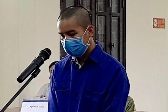 Bị cáo Vi Văn Thái tại phiên tòa.