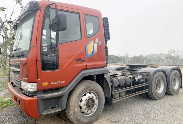 Chiếc xe ô tô mà đối tượng giới thiệu qua mạng với anh Nguyễn Minh.